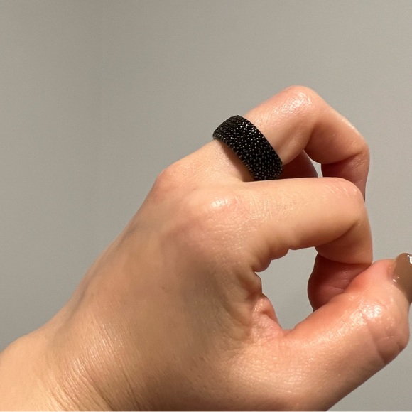 NEW Black Diamond Cocktail Statement Ring - Picture 5 of 9